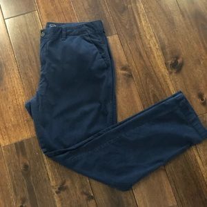 Gap skinny crop navy khakis